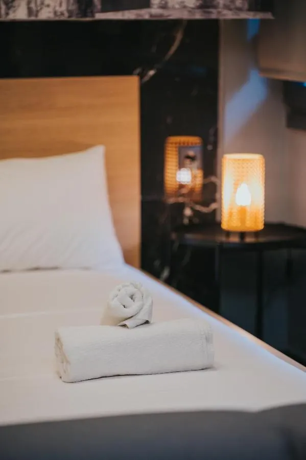 New Modern Ground Floor Apartment By The Sea Thessaloniki