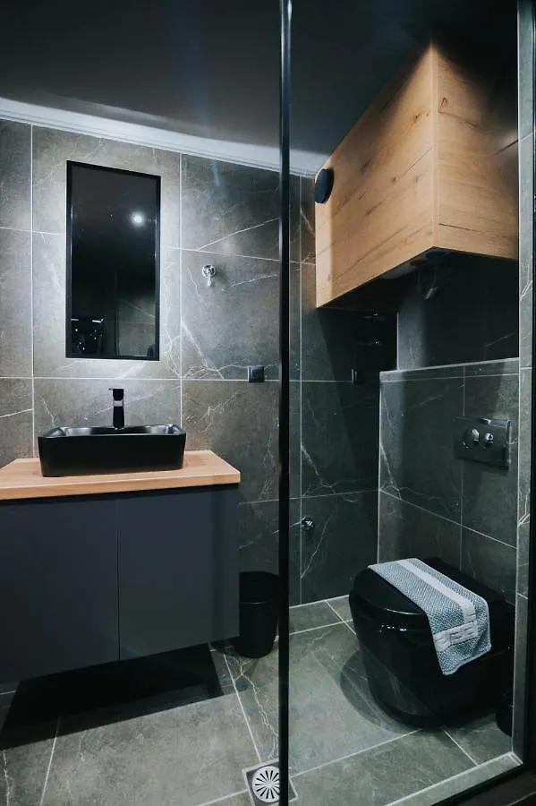 New Modern Ground Floor Apartment By The Sea Thessaloniki Greece
